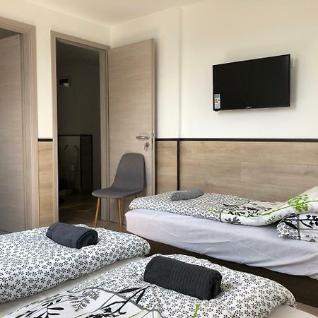 Juno Apartman Vendégház Miskolc Esterno foto
