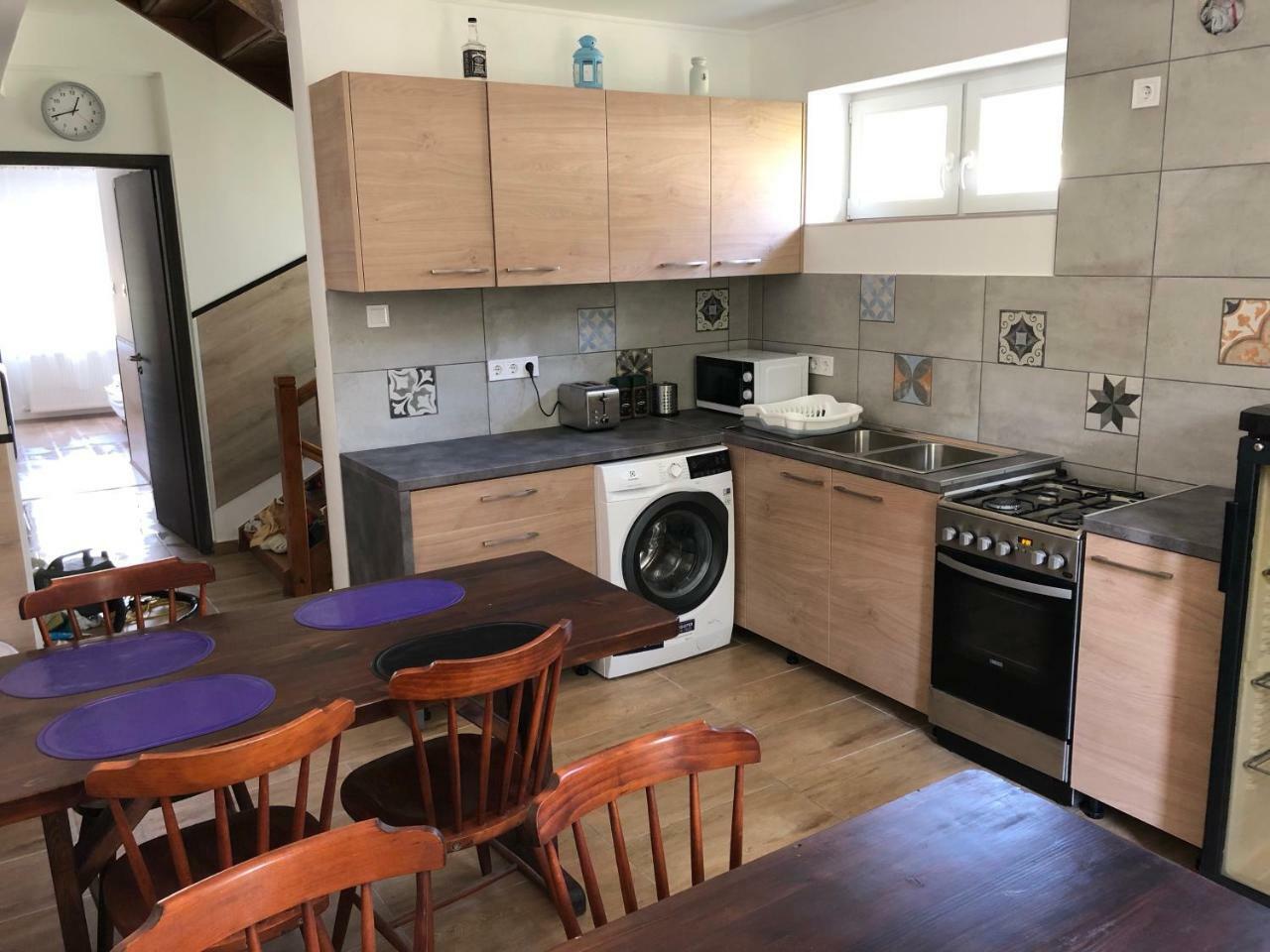 Juno Apartman Vendégház Miskolc Esterno foto
