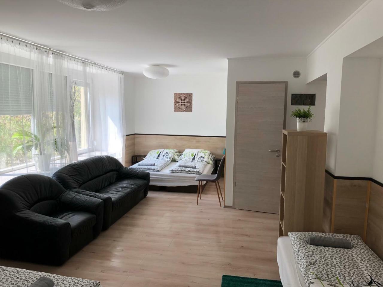 Juno Apartman Vendégház Miskolc Esterno foto