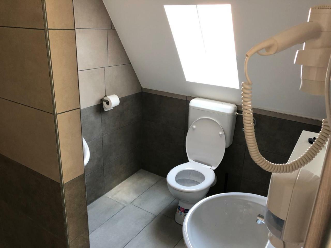Juno Apartman Vendégház Miskolc Esterno foto