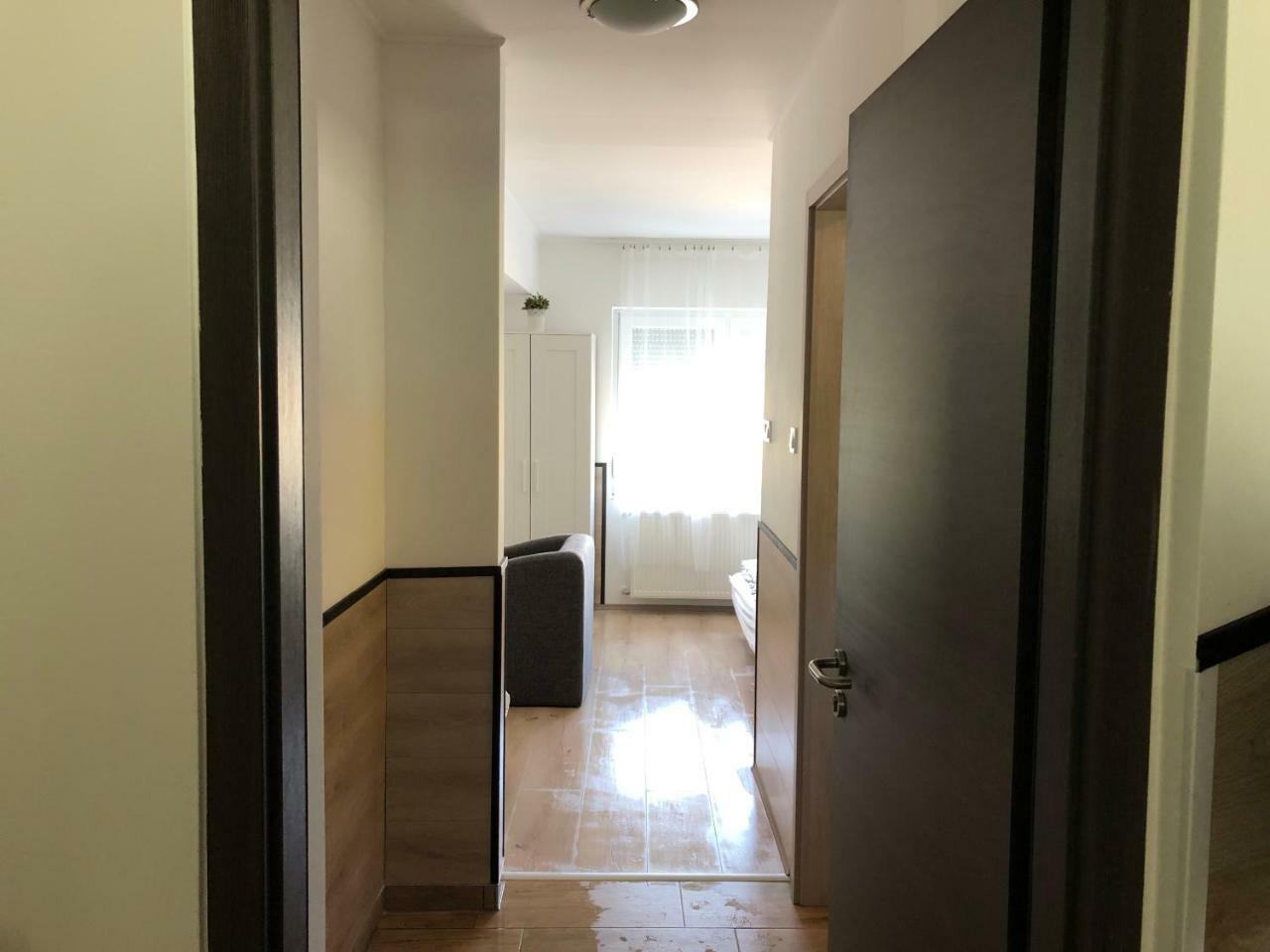 Juno Apartman Vendégház Miskolc Esterno foto