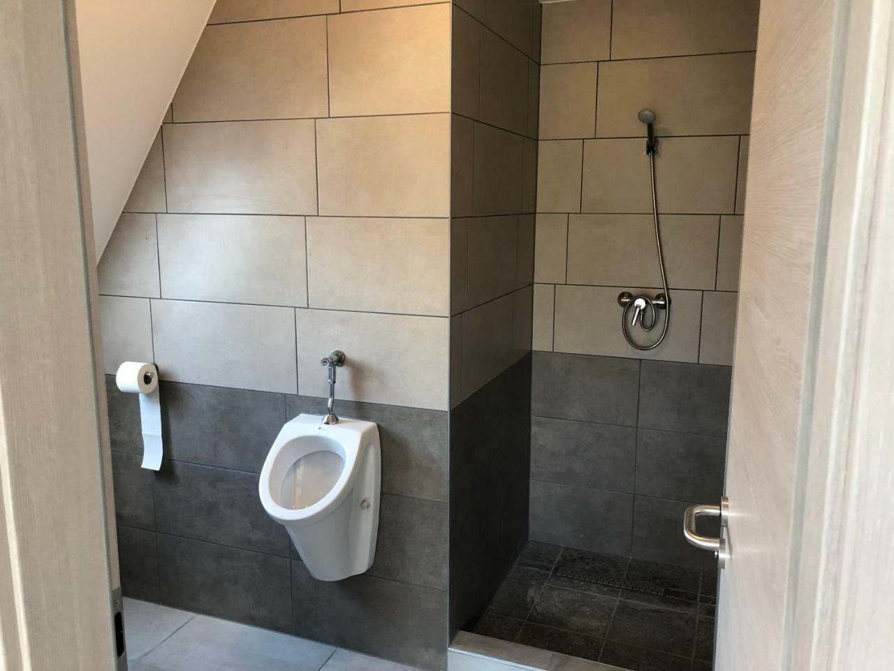 Juno Apartman Vendégház Miskolc Esterno foto